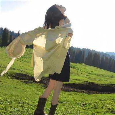 无法触碰的她